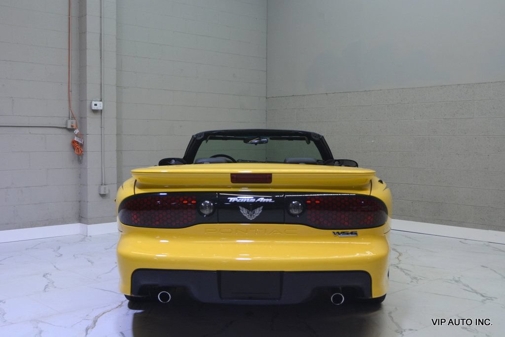 Used 2002 Pontiac Firebird Trans Am RWD image 10