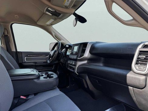 Used 2019 RAM 3500 Big Horn image 51