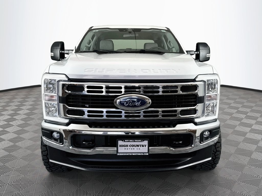 Used 2024 Ford F250 XLT w/ FX4 Off-Road Package AWD/4WD image 2
