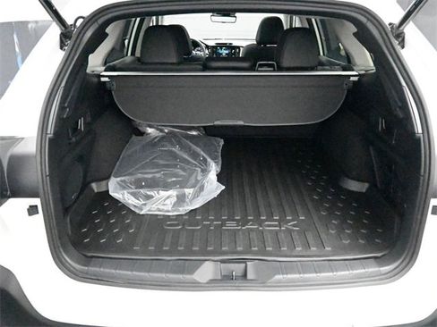 Certified 2025 Subaru Outback Touring XT w/ Tech Package 3 image 23