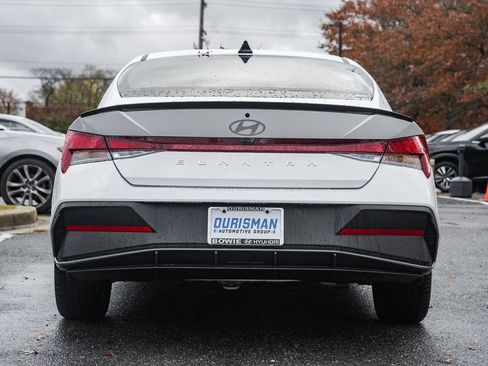 Certified 2025 Hyundai Elantra Sport image 5