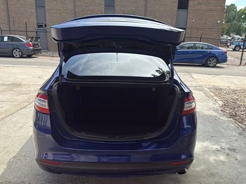 Used 2013 Ford Fusion SE FWD image 11