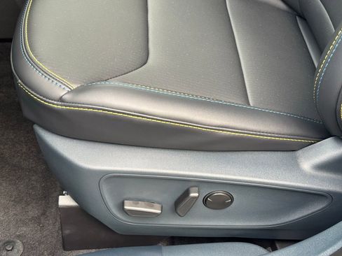 New 2026 Ford Maverick Lobo AWD/4WD image 18