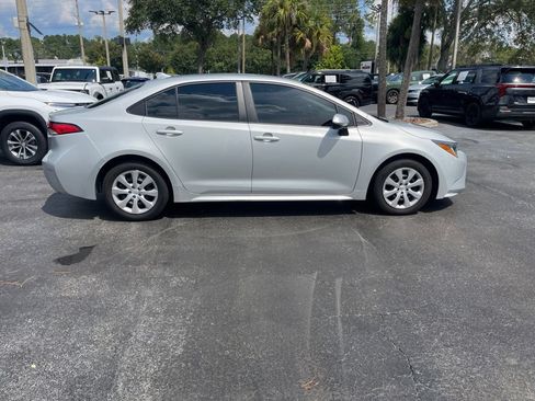 Used 2024 Toyota Corolla LE FWD image 6