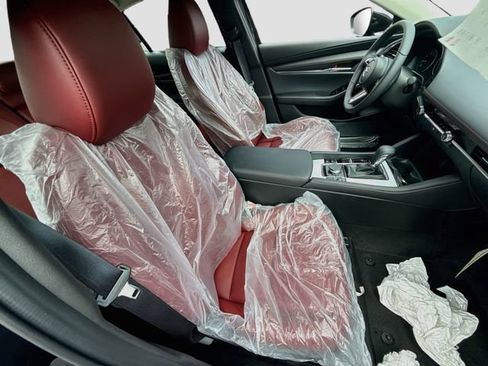 New 2026 MAZDA MAZDA3 Carbon AWD/4WD image 28