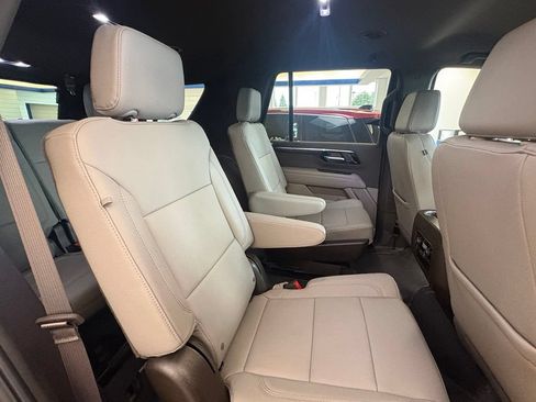 Used 2026 Chevrolet Tahoe LT w/ Comfort Package AWD/4WD image 33