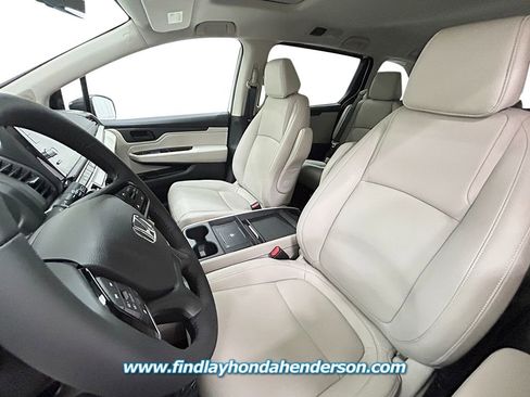 New 2026 Honda Odyssey EX-L image 9