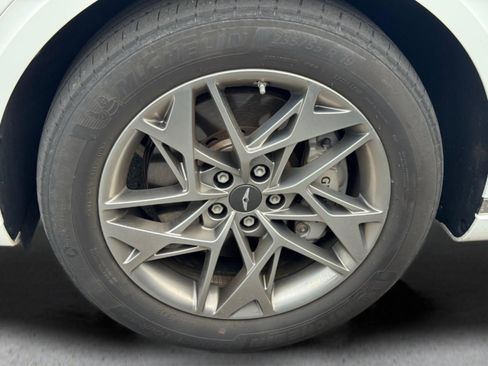 Used 2024 Genesis GV70 2.5T w/ Select Package AWD/4WD image 6