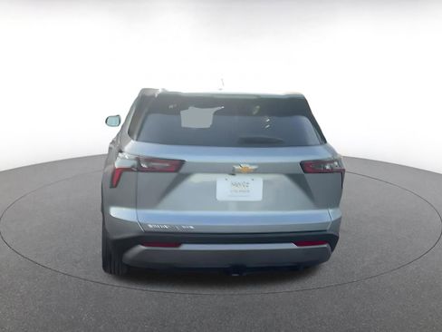 Used 2025 Chevrolet Equinox LT image 12