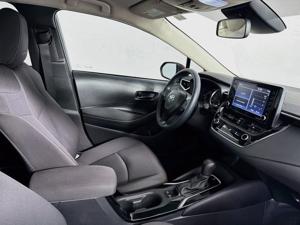 Used 2022 Toyota Corolla LE w/ LE Convenience Package FWD image 31