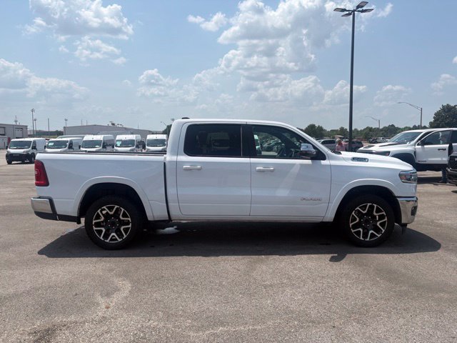 Used 2025 RAM 1500 Laramie AWD/4WD image 9