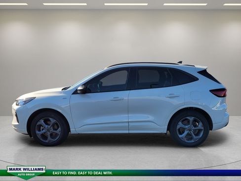 Used 2024 Ford Escape ST-Line w/ Tech Pack #1 FWD image 7