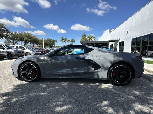 Used 2024 Chevrolet Corvette Stingray Premium Cpe w/ Body-Color Dual Roof Package image 3
