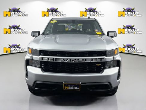 Used 2020 Chevrolet Silverado 1500 Custom w/ Custom Value Package AWD/4WD image 2