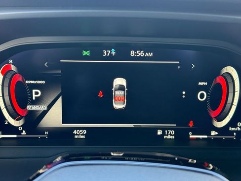 Used 2025 Nissan Rogue SL image 31