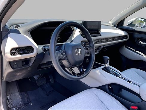 Certified 2023 Honda HR-V LX image 17