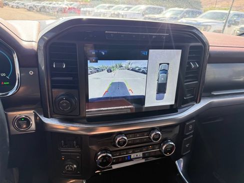 Used 2022 Ford F150 Lariat w/ Equipment Group 502A High AWD/4WD image 14