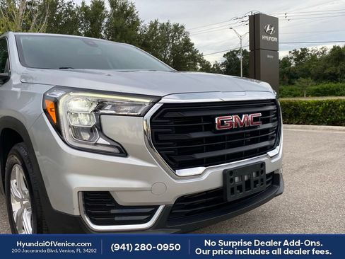 Used 2022 GMC Terrain SLE AWD/4WD image 42