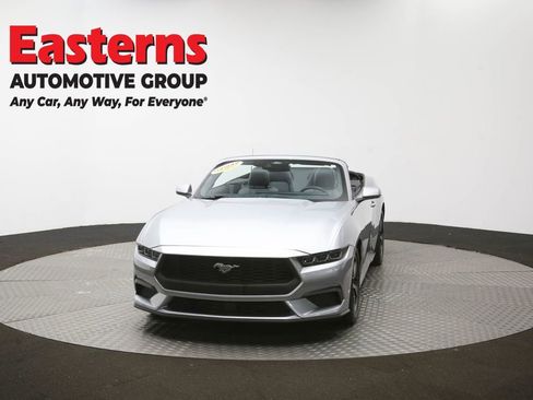 Used 2025 Ford Mustang Premium RWD image 50