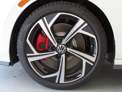 New 2026 Volkswagen GTI SE image 29