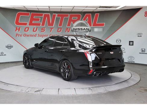 Used 2023 Cadillac CT4 V Blackwing w/ Driver Assist Package RWD image 3