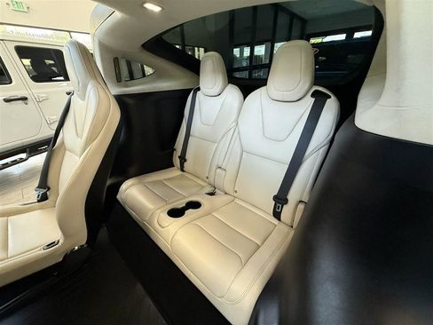 Used 2018 Tesla Model X 100D image 13