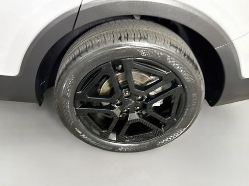 Used 2025 Kia Telluride EX X-Line AWD/4WD image 34