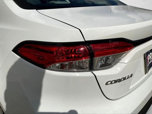 Used 2023 Toyota Corolla LE FWD image 29