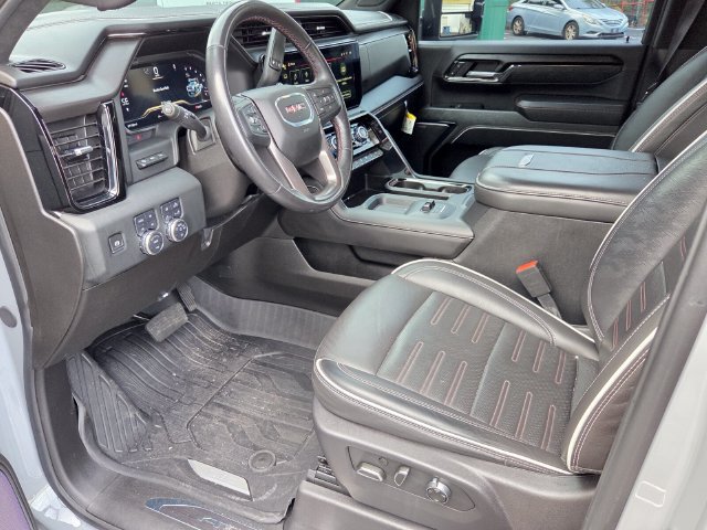 Used 2024 GMC Sierra 2500 AT4X AWD/4WD image 8