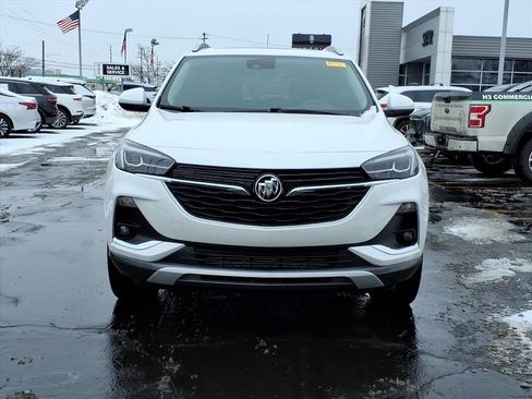 Used 2023 Buick Encore GX Essence w/ Experience Buick Package image 2