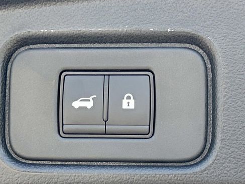 New 2026 Nissan Pathfinder SV w/ SV Premium Package FWD image 13