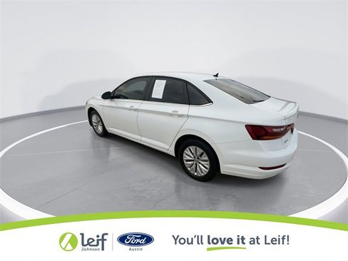 Used 2019 Volkswagen Jetta SE image 8