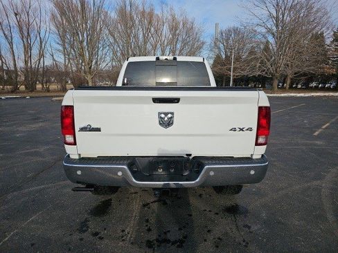 Used 2018 RAM 2500 Big Horn w/ Harvest Edition image 3