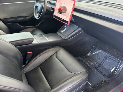 Used 2025 Tesla Model 3 Long Range RWD image 19