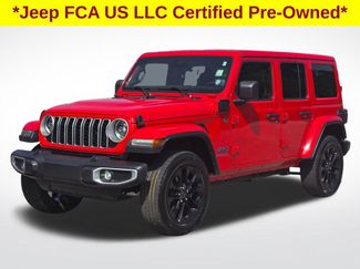Used 2025 Jeep Wrangler Unlimited Sahara w/ Safety Group AWD/4WD video 2