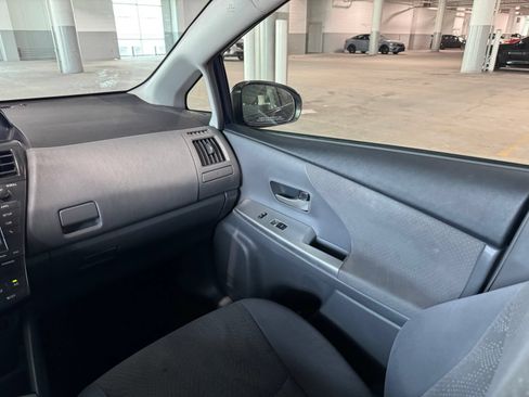 Used 2014 Toyota Prius V Three FWD image 32