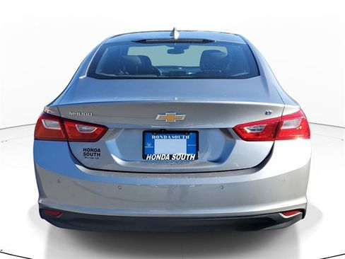 Used 2024 Chevrolet Malibu LT image 5