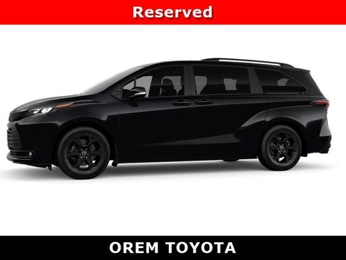 New 2026 Toyota Sienna XLE Woodland Edition AWD/4WD image 3