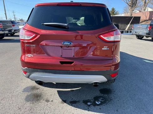 Used 2014 Ford Escape SE image 4