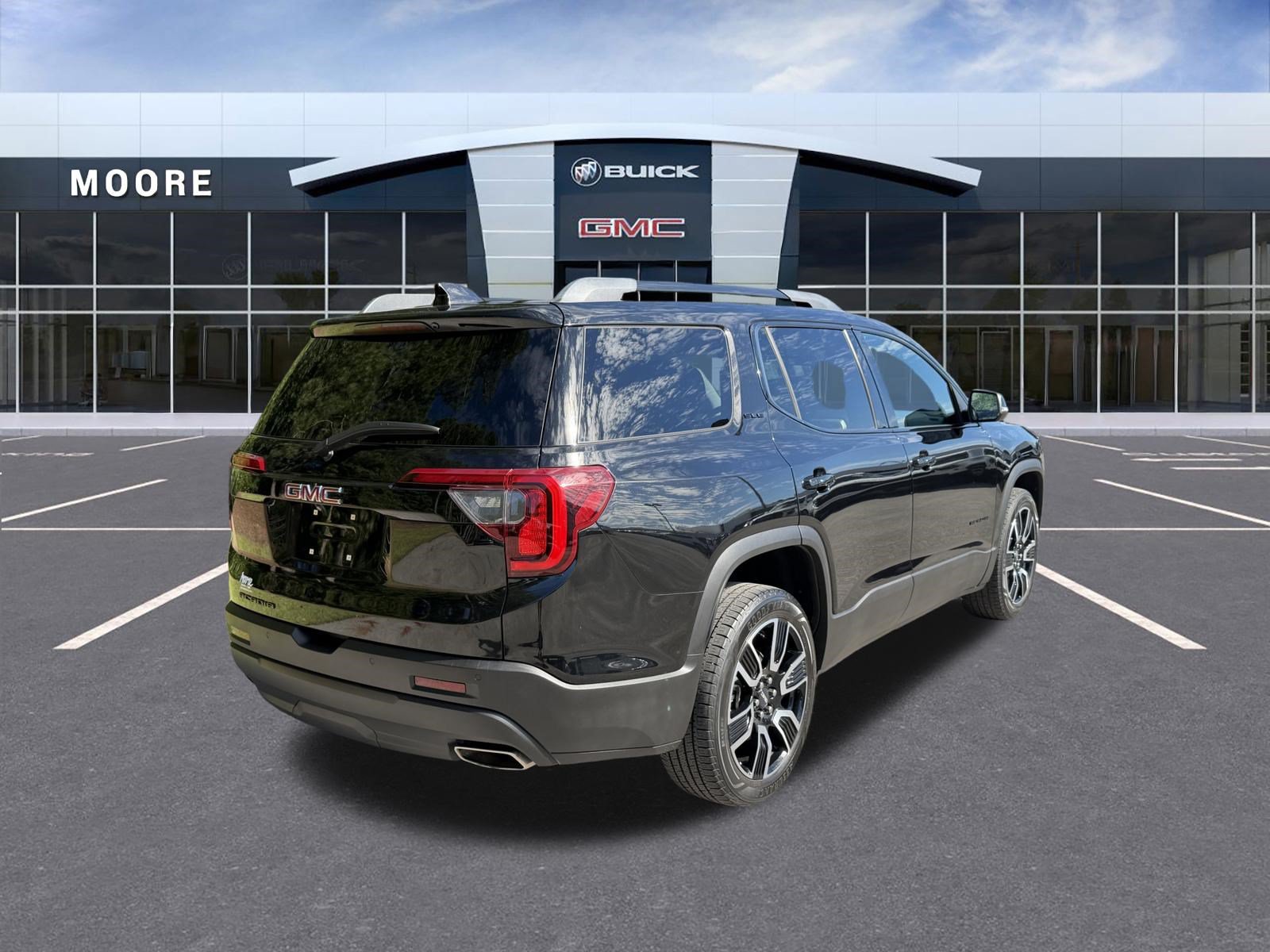 Used 2021 GMC Acadia SLE w/ Driver Convenience Package FWD image 3