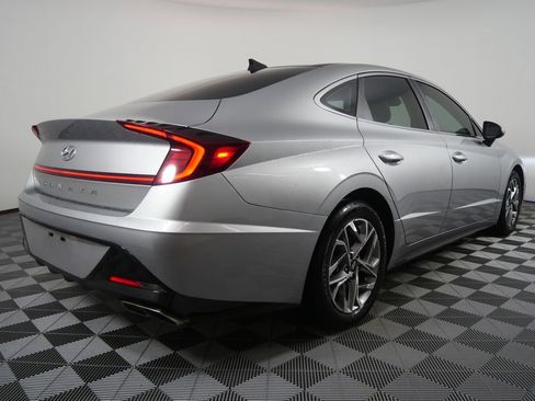 Used 2020 Hyundai Sonata SEL w/ Convenience + Sunroof Package image 3