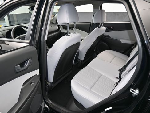 Used 2023 Hyundai Kona SEL image 33