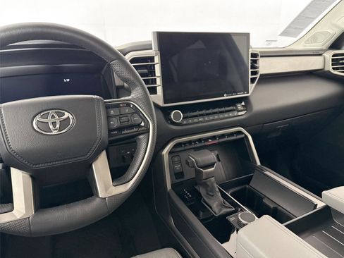 Certified 2024 Toyota Sequoia Limited image 34