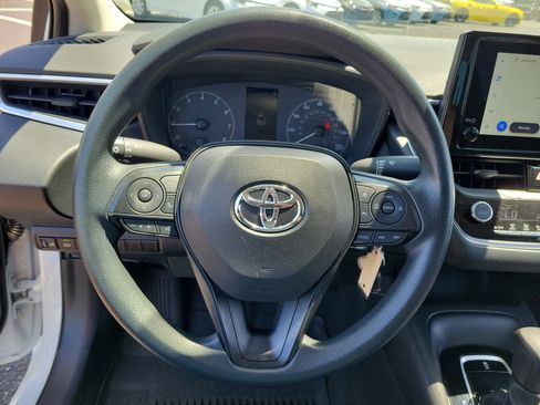Used 2023 Toyota Corolla LE FWD image 22