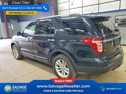 Used 2014 Ford Explorer XLT w/ Equipment Group 202A image 3