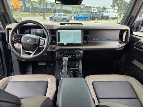 Used 2023 Ford Bronco Wildtrak AWD/4WD image 14