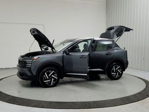 New 2026 Nissan Kicks SV image 11