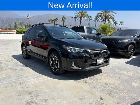 Used 2020 Subaru Crosstrek 2.0i Premium w/ Moonroof Package 2 AWD/4WD image 1