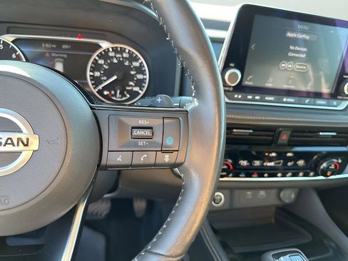 Used 2021 Nissan Rogue SL image 31