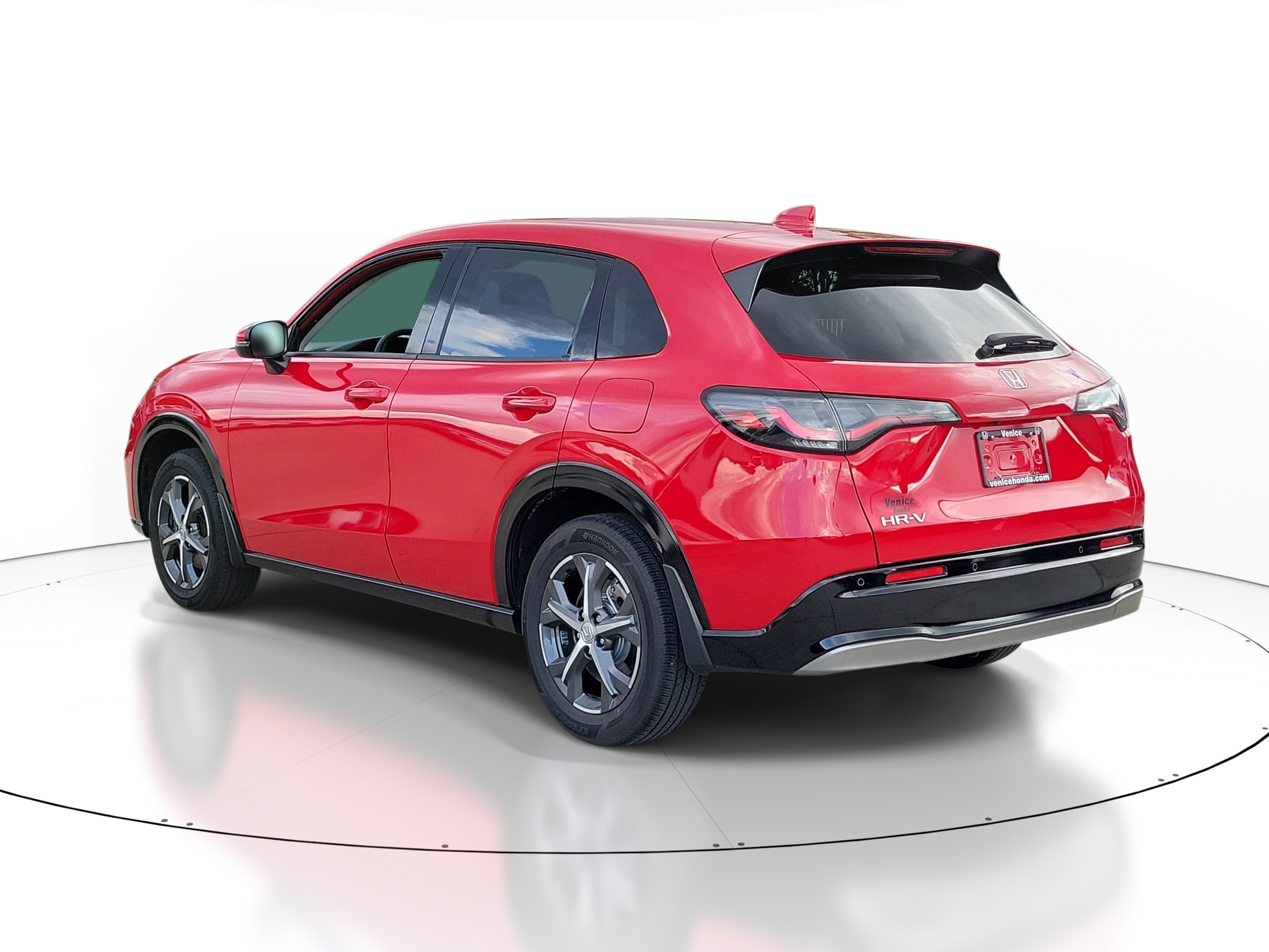 Used 2024 Honda HR-V EX-L image 4